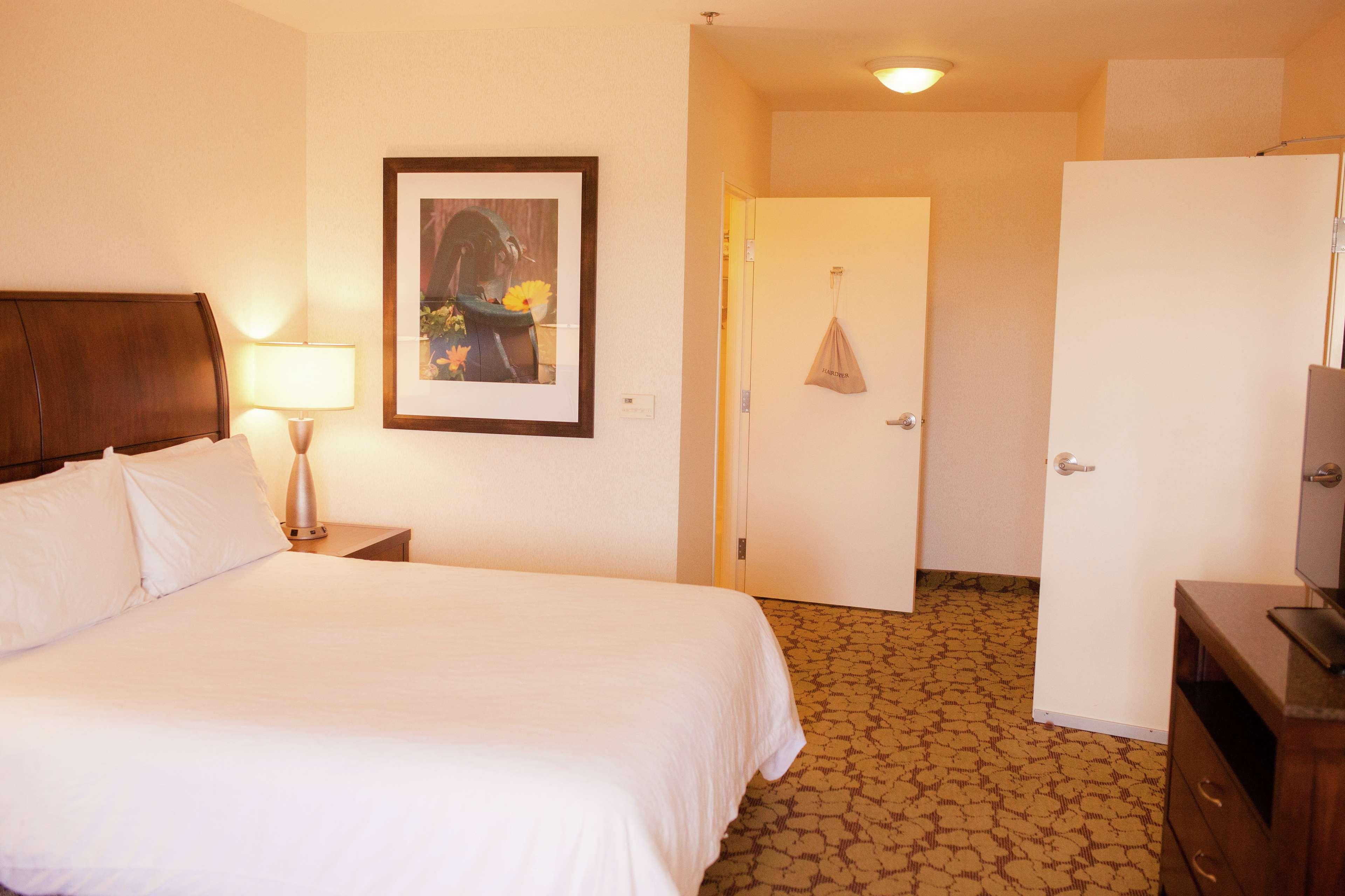 Hilton Garden Inn Redding Εξωτερικό φωτογραφία