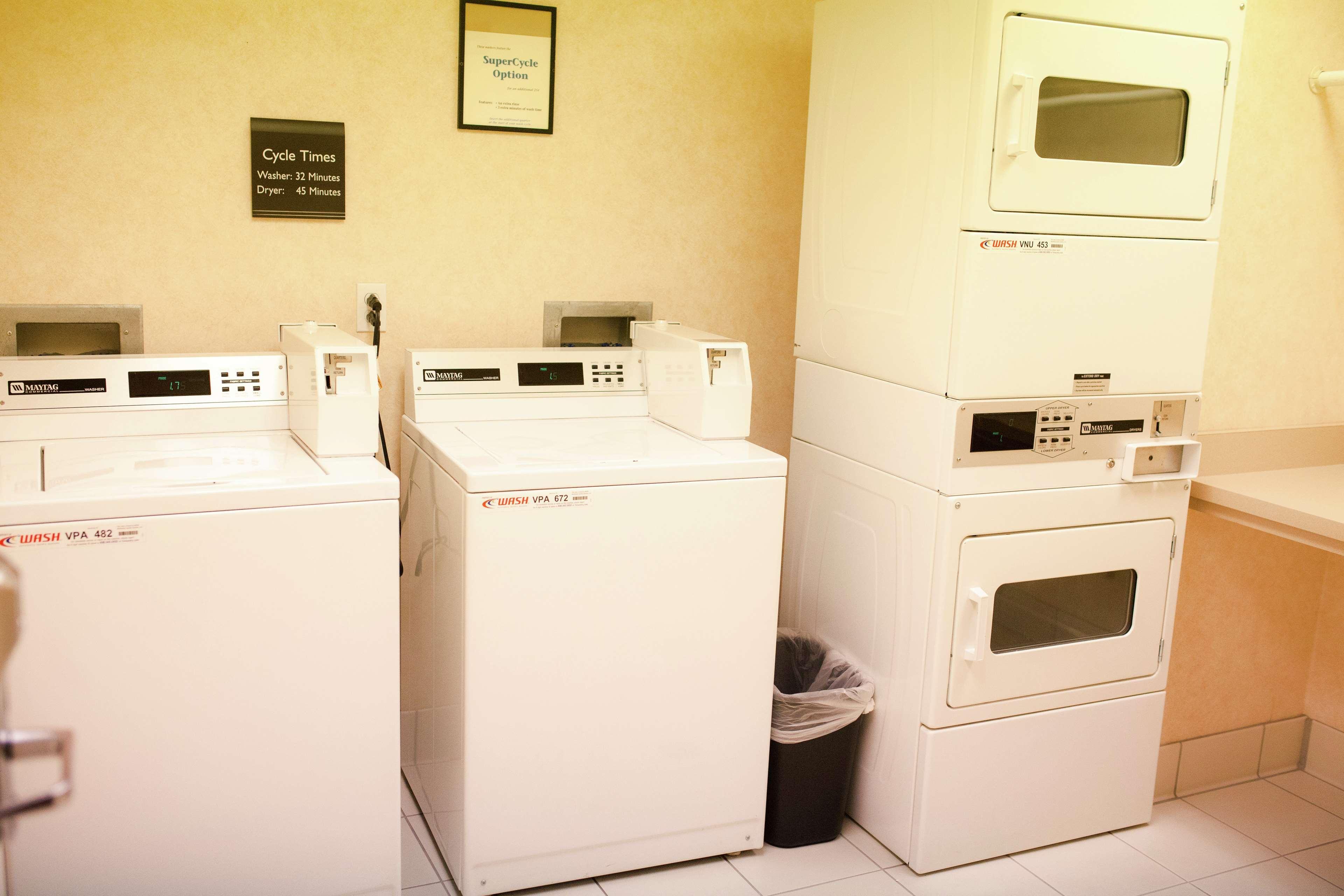Hilton Garden Inn Redding Εξωτερικό φωτογραφία
